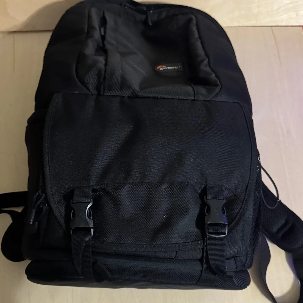 Lowepro Fastpack 200 Camera Backpack Black Nylon Multi Compartment Photography